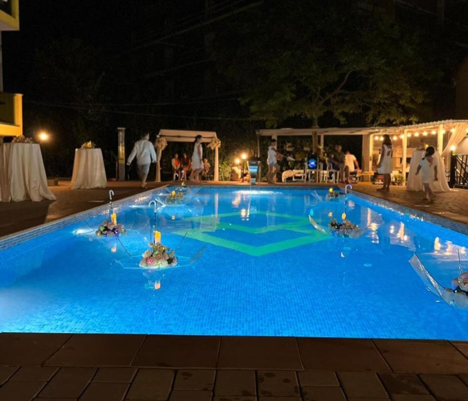 Отель Casa Del Mar Квариати Экстерьер фото