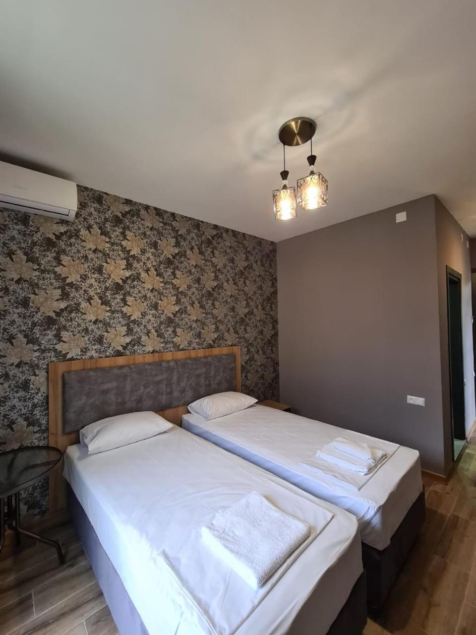 Отель Casa Del Mar Квариати Экстерьер фото