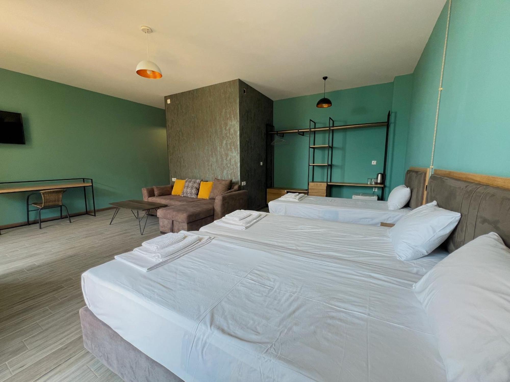 Отель Casa Del Mar Квариати Экстерьер фото