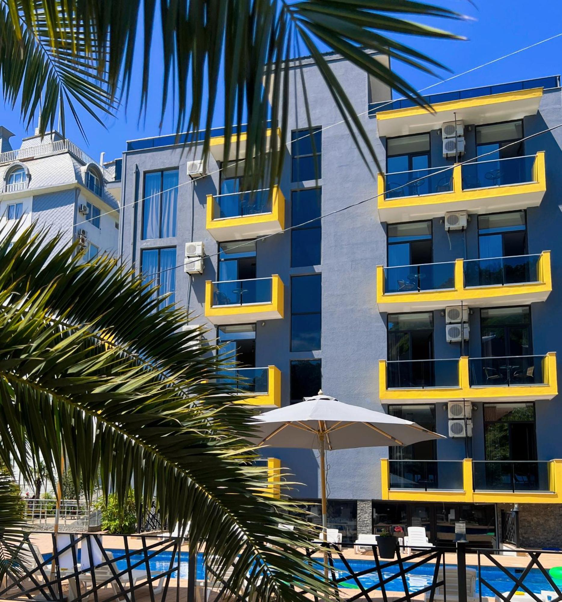 Отель Casa Del Mar Квариати Экстерьер фото